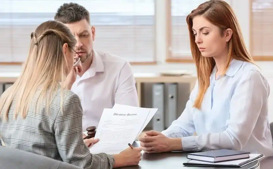 طلاق از ناحیه زوجه و عوامل اثبات آن در دادگاه