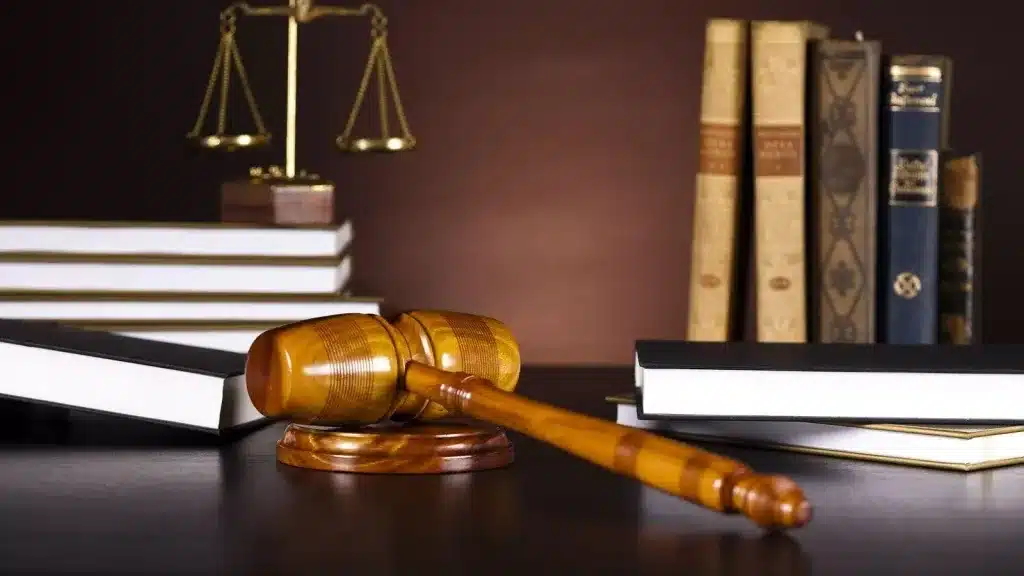 عوامل موثر در اثبات دعوای حقوقی
